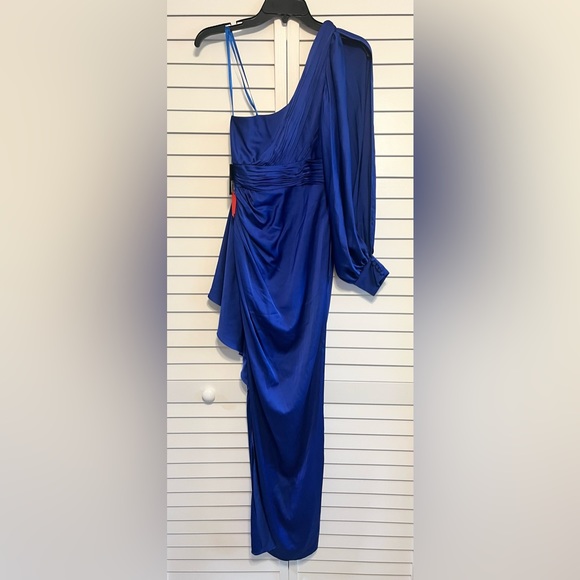 NWT IEENA MAC DUGGAL One Shoulder Asymmetric Bishop Sleeve Gown size 4 - Picture 4 of 8